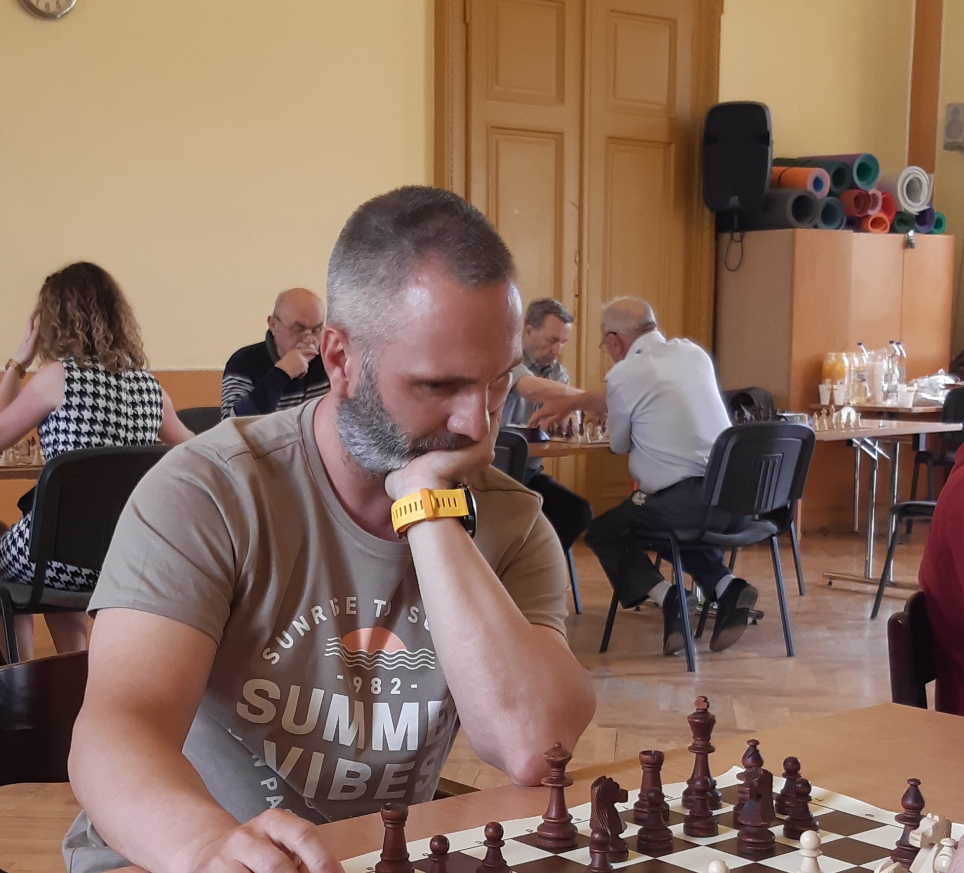 Születésnapján köszöntjük Mayer Gábort